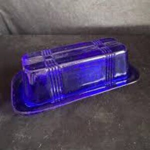 Hazel-Atlas Cobalt Blue Criss-Cross covered butter dish